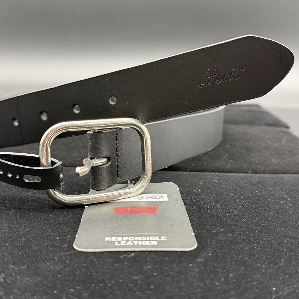 New Levi's Women Luca Belt 75 30 Black Full Grain Bovine Leather Silver Buckle